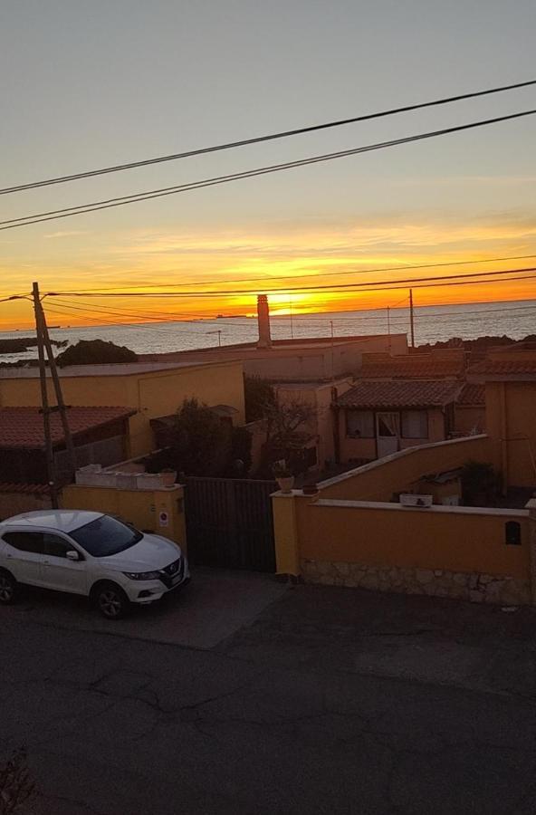 Sunset Beach Фьюмичино Экстерьер фото